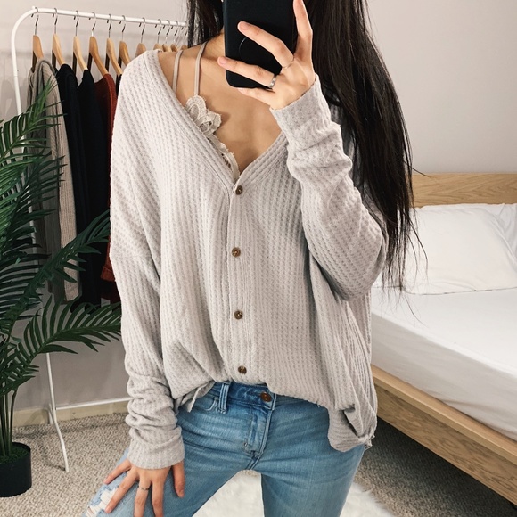 ๐ Vanessa - Lilac Oversized Thermal Top - Picture 2 of 7